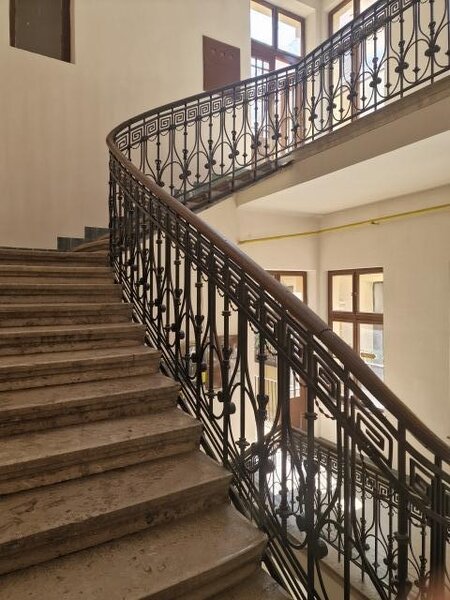 Timisoara, Tribunal, apartament 5 camere renovat, 181 mp, 388.000 euro.